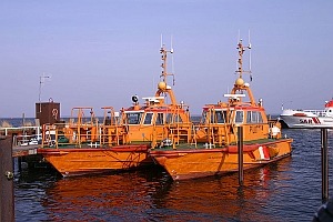 Łodzie motorowe - łodzie pilotów